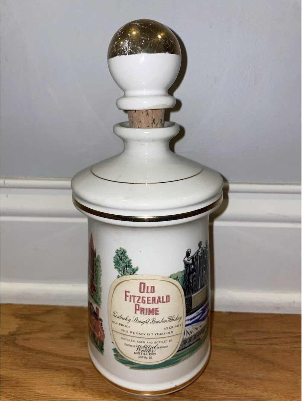 Old Fitzgerald Chief Illini Illinois Football Decanter Porcelain 1970s